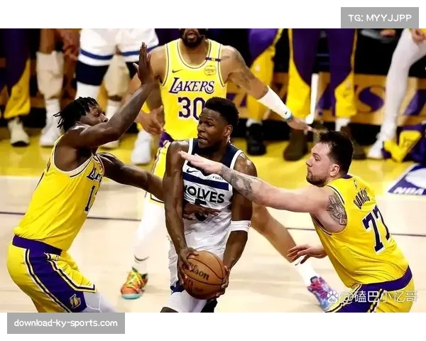 湖人防守硬度不足 被对手轻松打出配合与反击